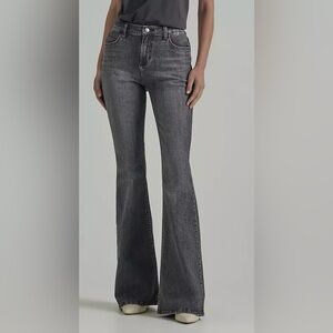🔥NWT - Lee Women's Dark Gray Flare Jeans - Size 6/Medium
